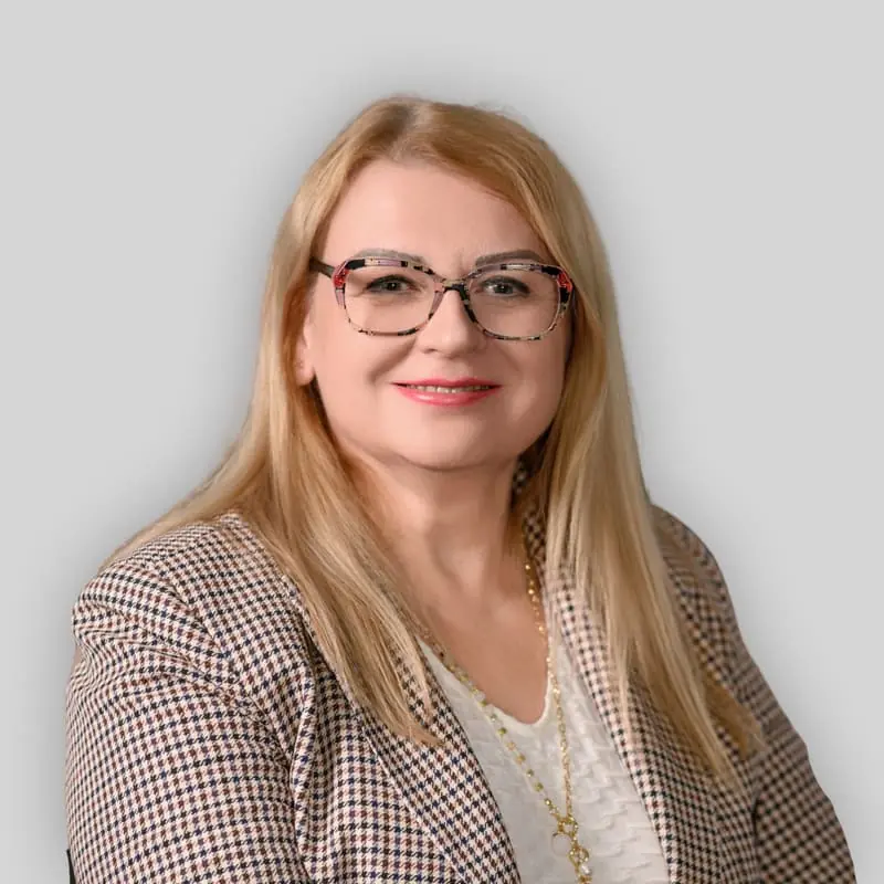 Violetta Nowak - agent nieruchomości w biurze Remax Smart